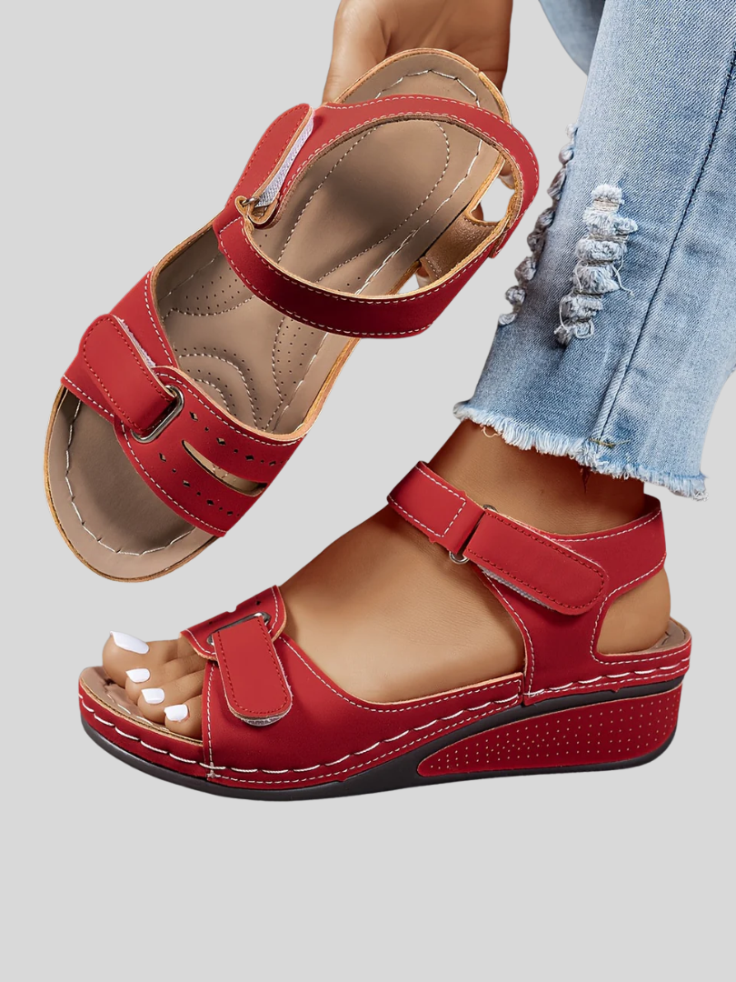 Célima Orthopedic Sandals