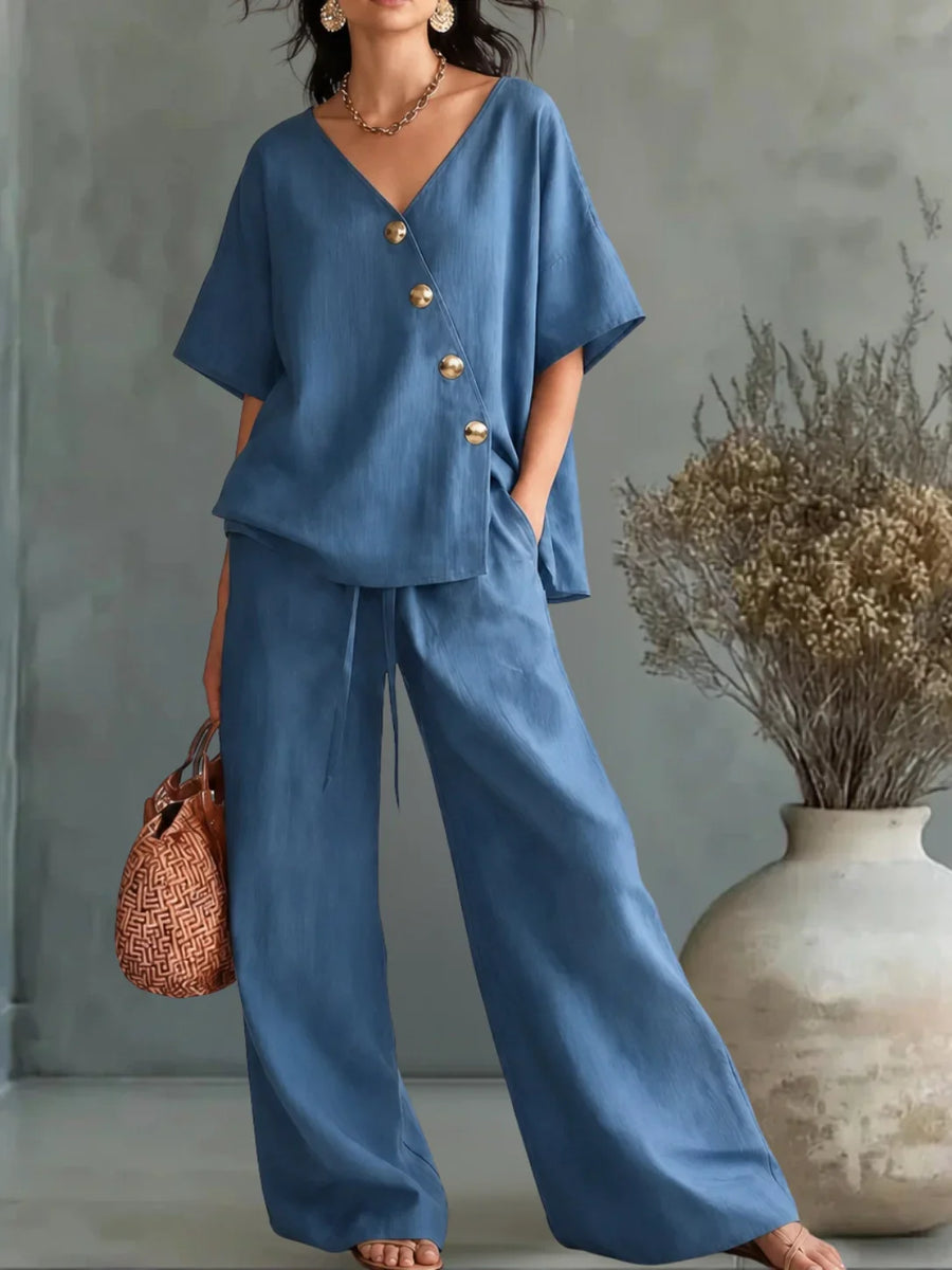Greta Button Detail Set