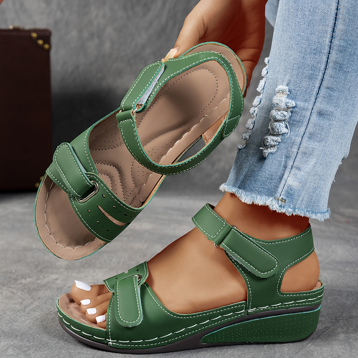 Célima Orthopedic Sandals