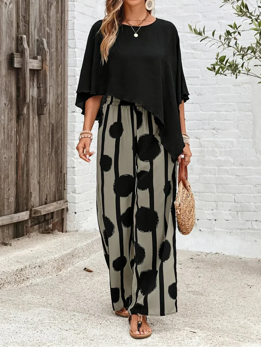 Kalliope Elastic Waist Two-Piece Set