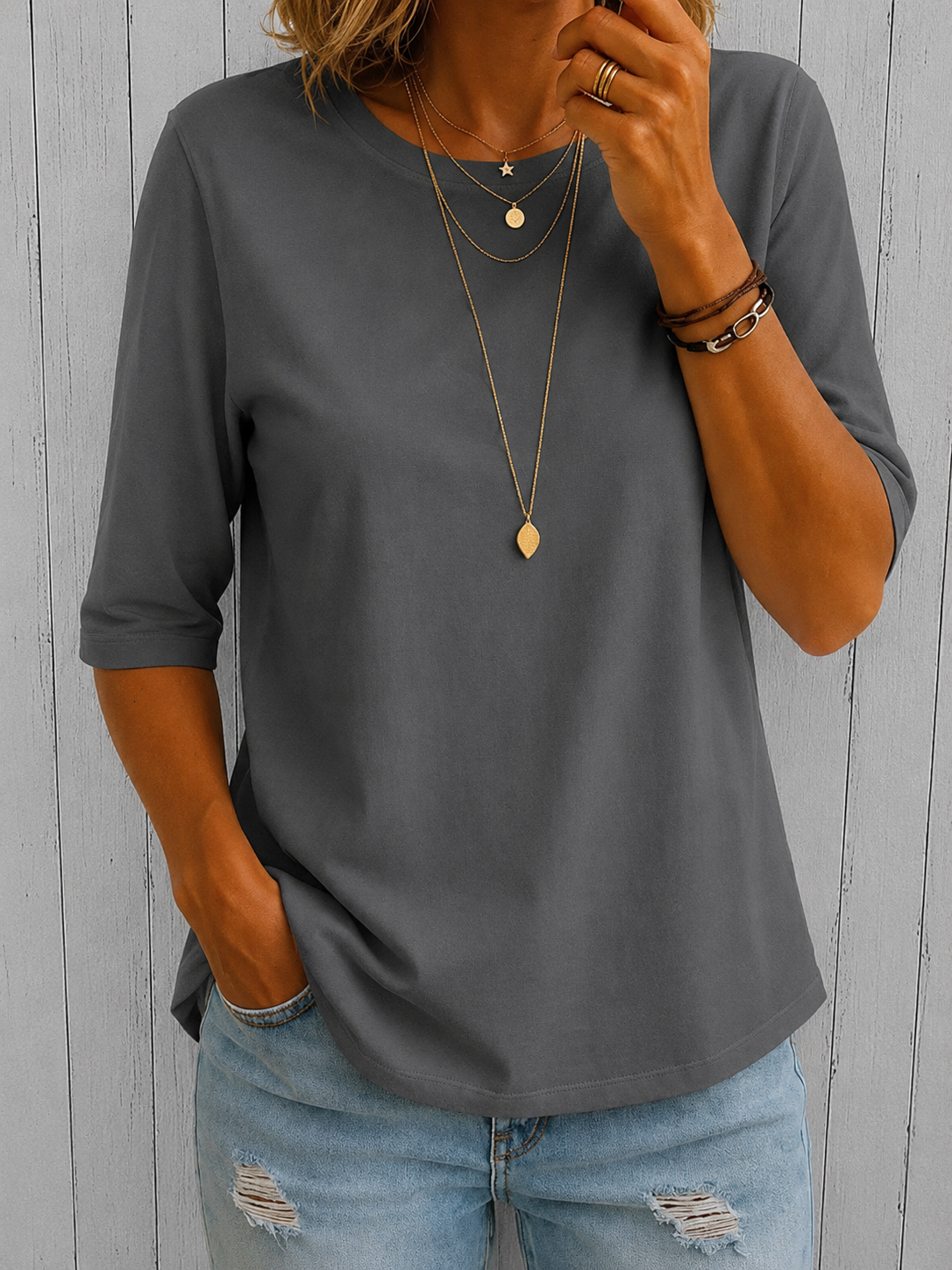 Calvera | Comfort Coverage Tee