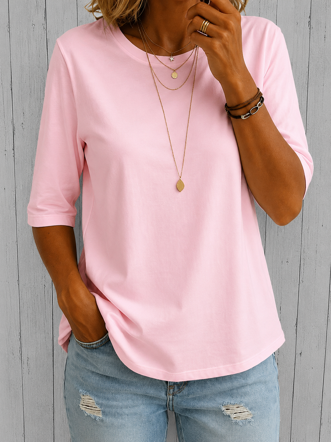 Calvera | Comfort Coverage Tee
