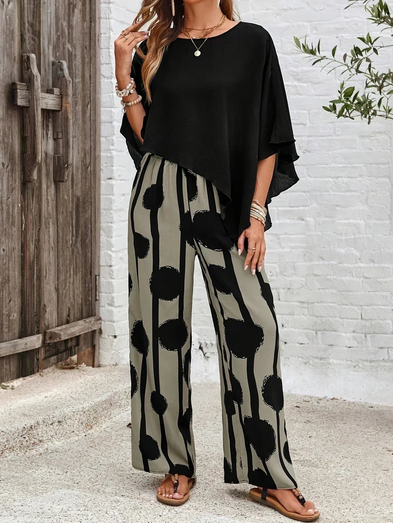 Kalliope Elastic Waist Two-Piece Set