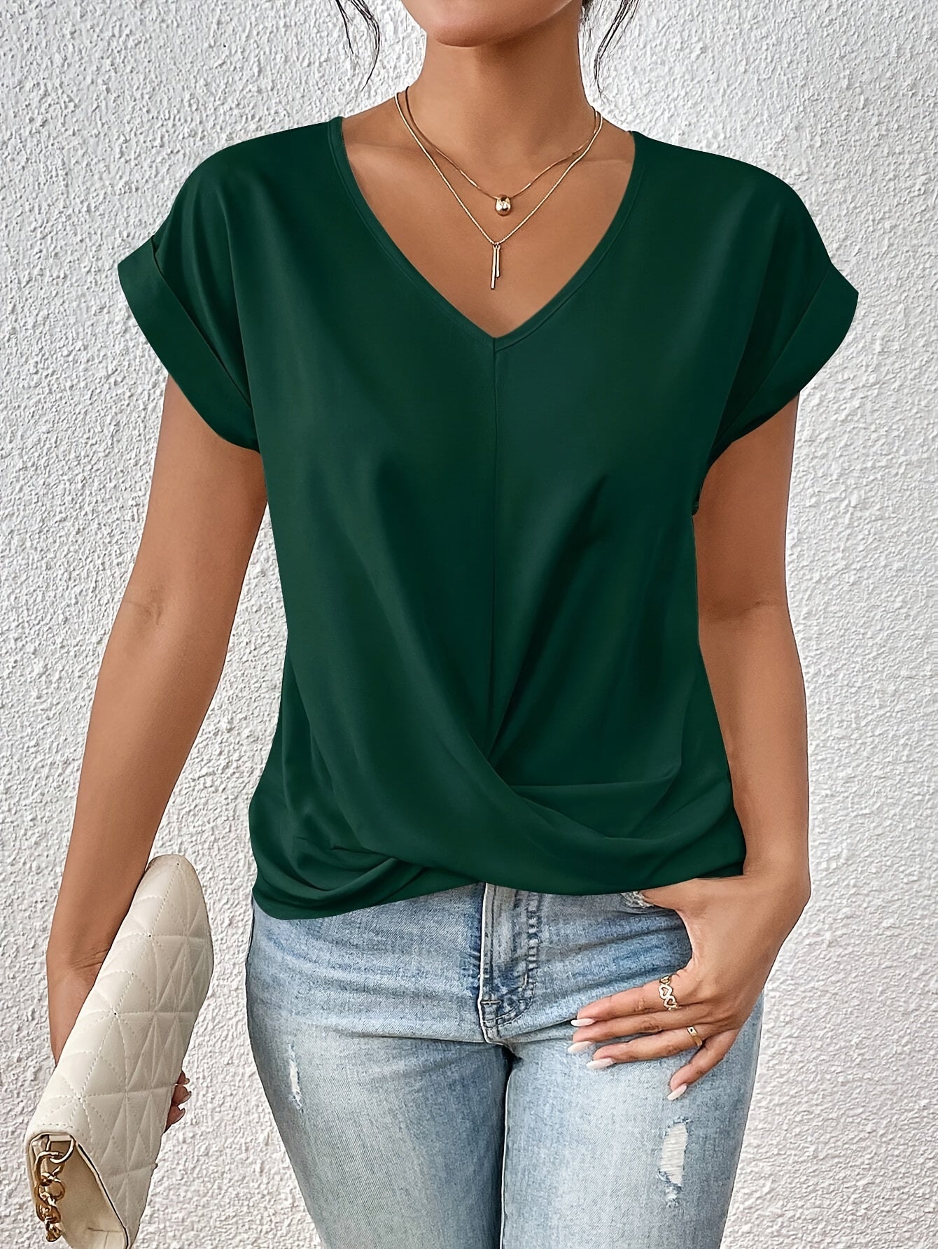 Diane | Casual T-shirt with sweetheart neckline