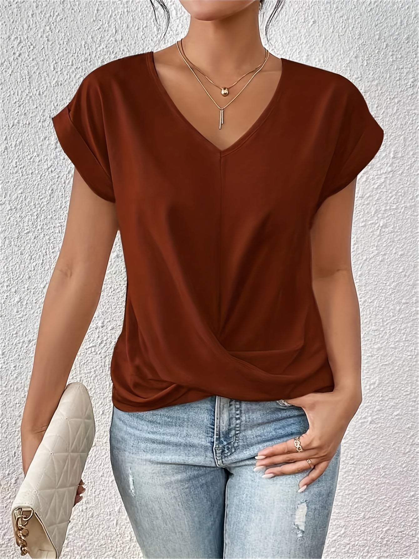 Diane | Casual T-shirt with sweetheart neckline