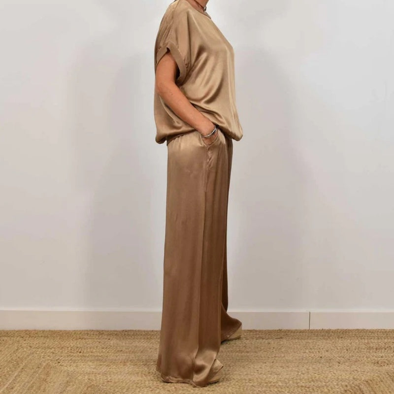 Elegant Satin Two-Piece Women's Set: Top And Wide-Leg Pants