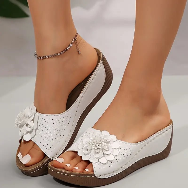 Medellin Ergonomic Sandals